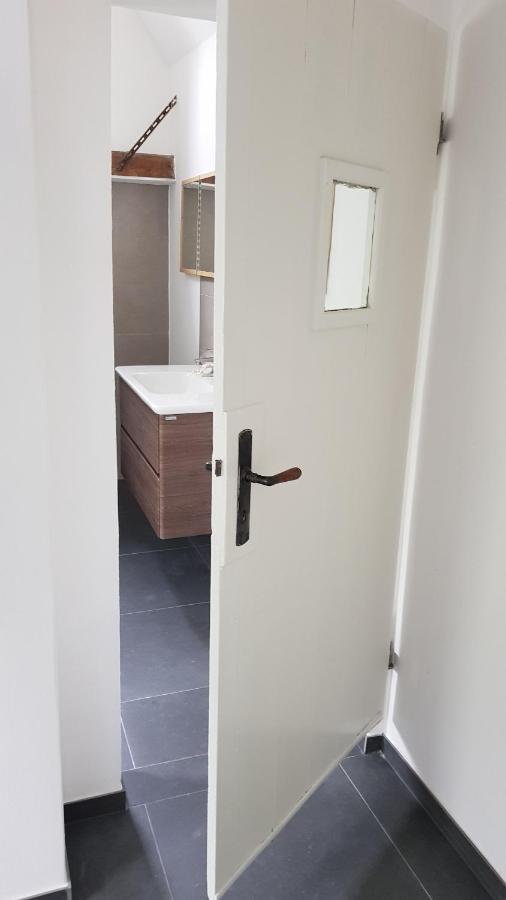 Helle Dhh Mit Ueberdachter Terrasse Apartamento Oldemburgo Exterior foto
