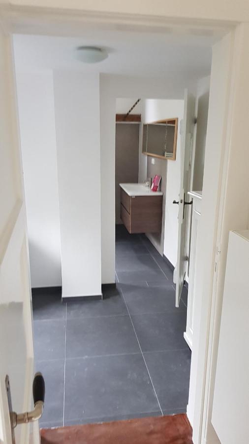 Helle Dhh Mit Ueberdachter Terrasse Apartamento Oldemburgo Exterior foto