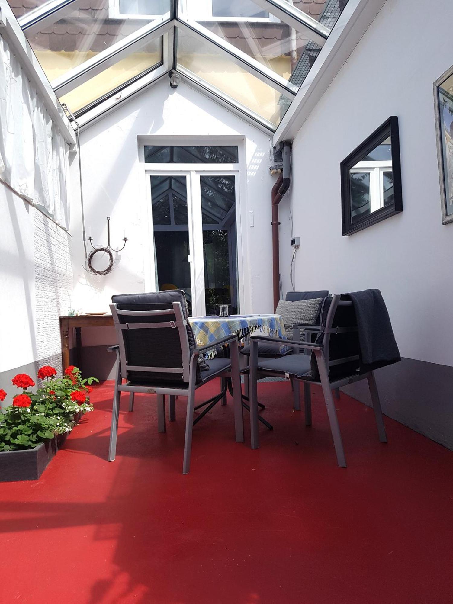 Helle Dhh Mit Ueberdachter Terrasse Apartamento Oldemburgo Exterior foto
